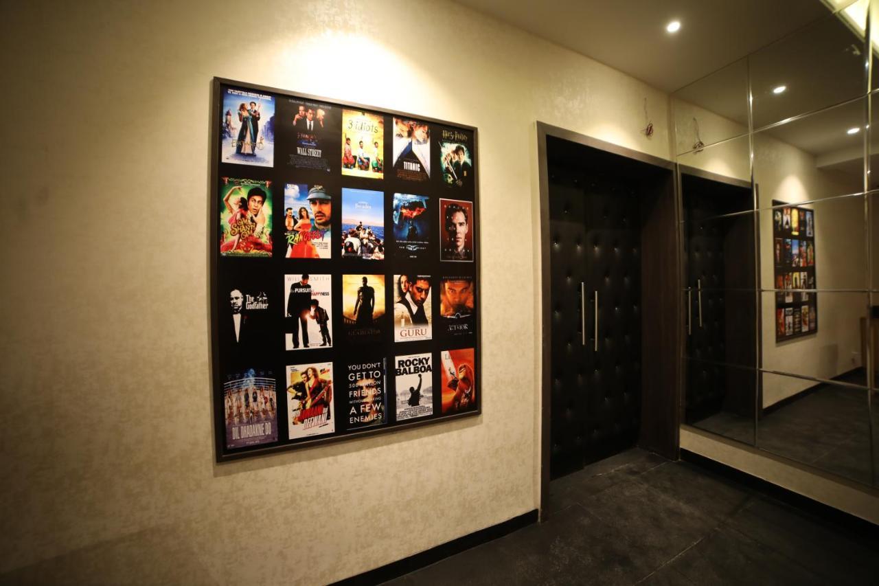 The Vern At Blvd Насик Экстерьер фото