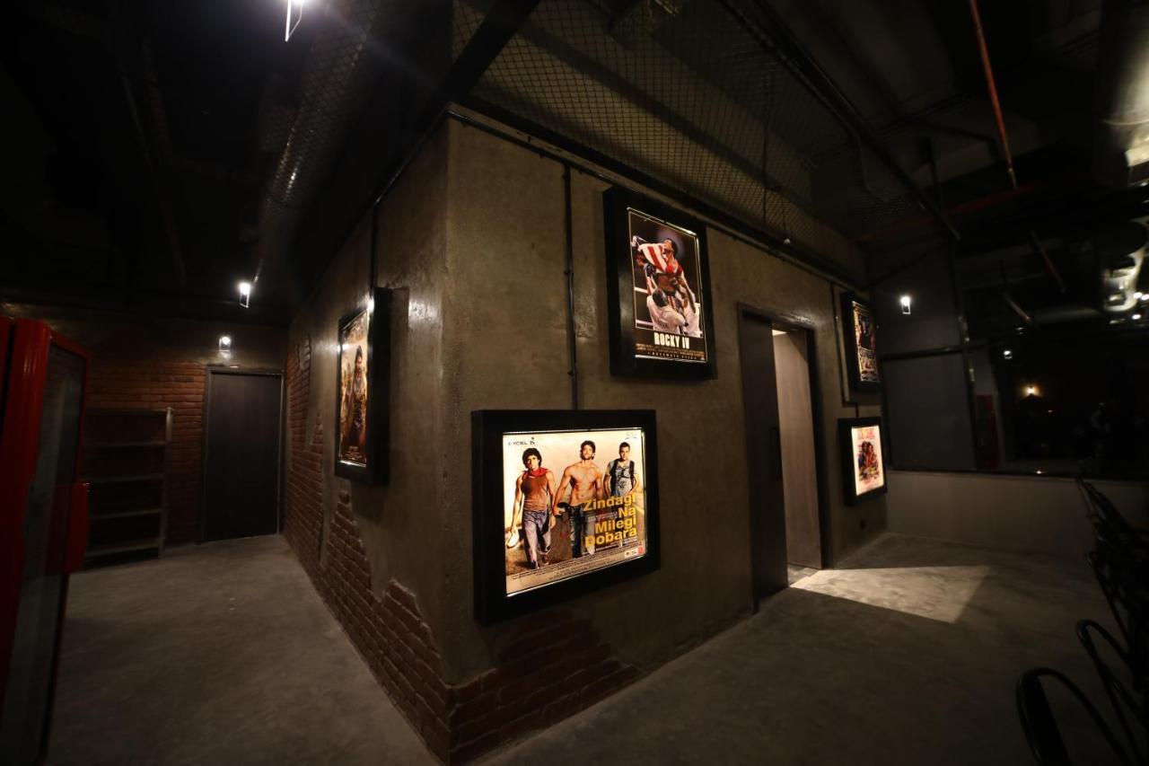 The Vern At Blvd Насик Экстерьер фото
